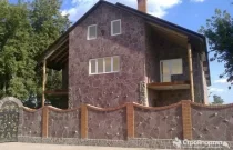 Лемезит башкирский на фасаде дома - отзыв клиента